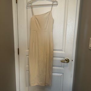 Asymmetric dress